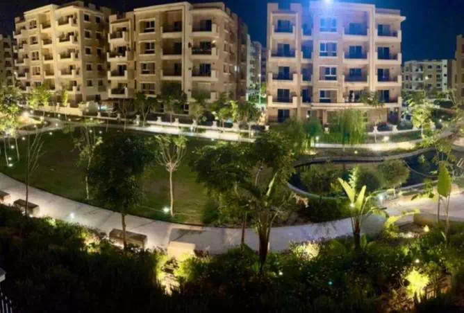 للبيع بأفضل مرحلة في تاج سيتي شقة غرفتين بالتقسيط 15 1 3