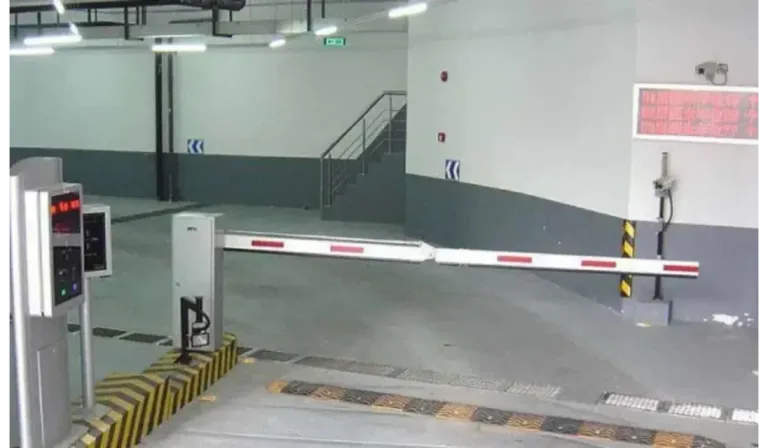 الجراج في الشقق