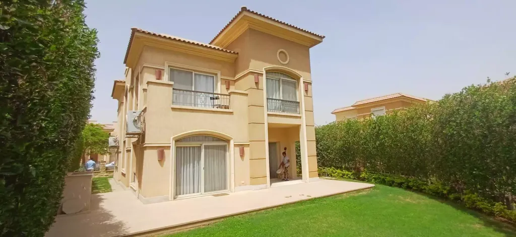 Stone Park New Cairo villa
