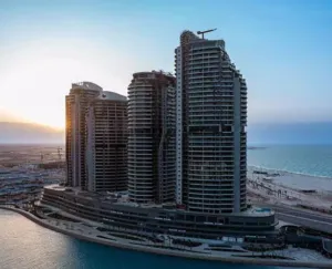 بيتش فرونت تاورز Beachfront Towers العلمين الجديدة | الأسعار والموقع والوحدات وأنظمة السداد